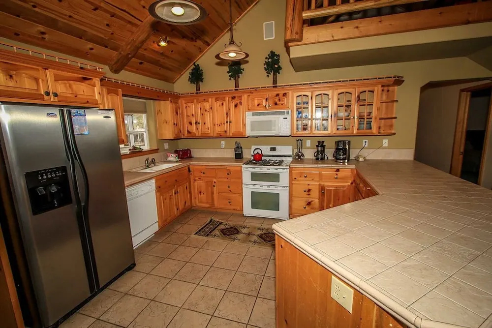 Heavenly Lodge-1422 by Big Bear Vacations