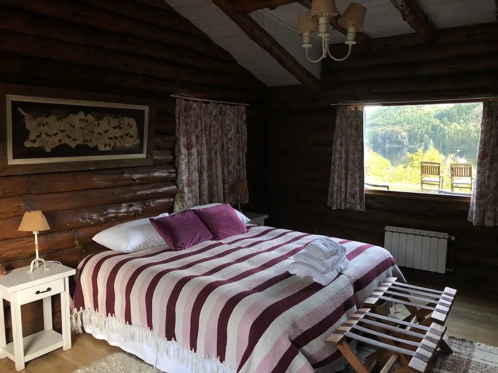 Laguna Larga Lodge