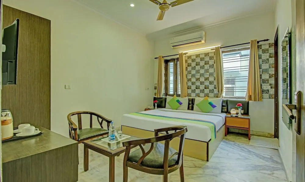 Itsy Hotels Swastika Inn Sector 26