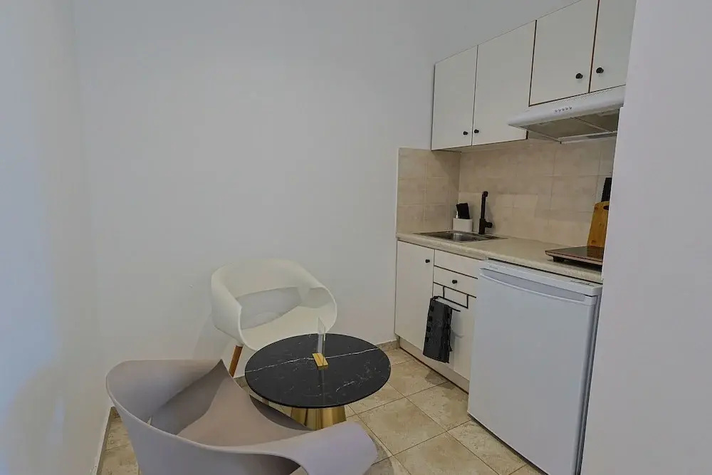 AVENA Suites