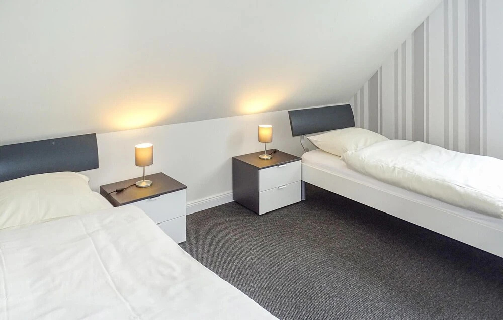 Beautiful Home In Groß Schwansee