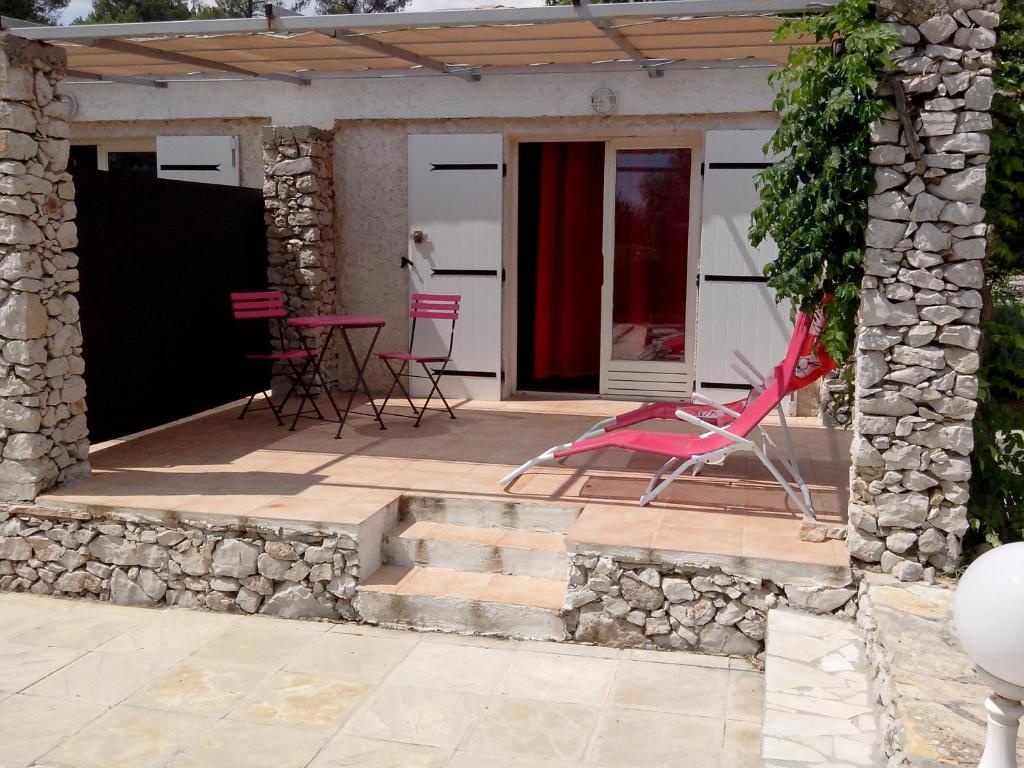 Le Mas de Cocagne - Gite et Chambre dhôte - Piscine et SPA