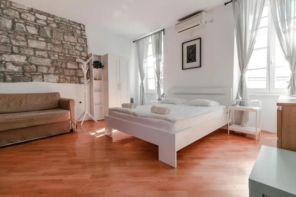 Apartments Music House
