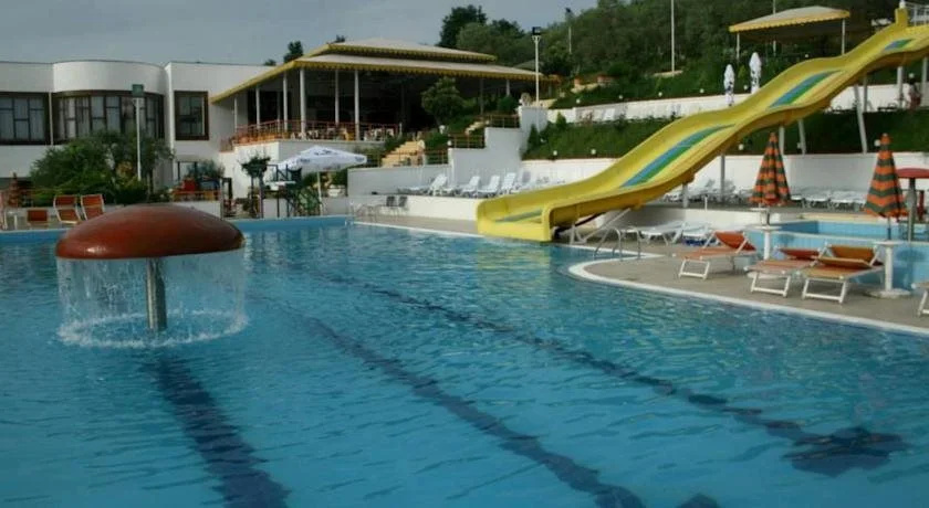 Eklips Hotel