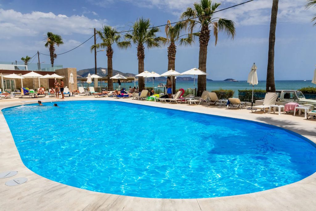 Cameo Beach Resort