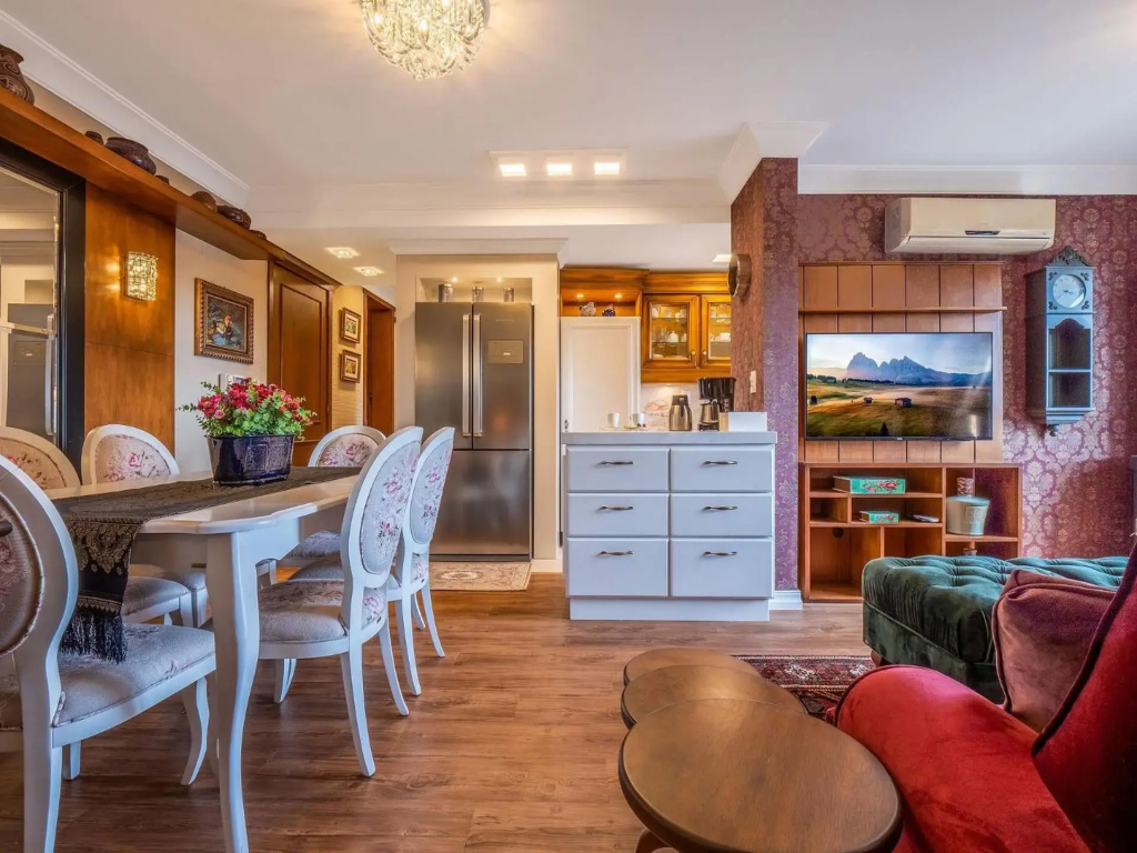 Villa Di Pietro 502 - Apto no coração de Gramado 400 metros Rua Coberta
