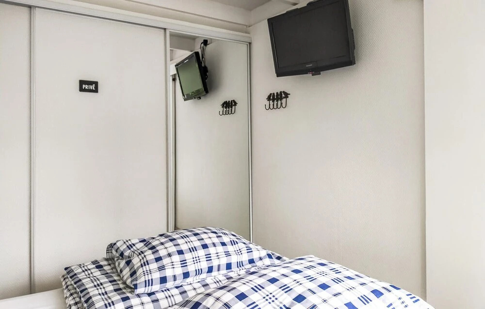 Awesome Home in Rekem-lanaken With 1 Bedrooms and Wifi