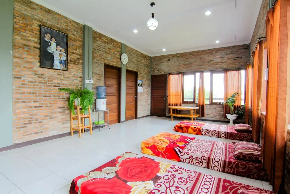Bua Guest House