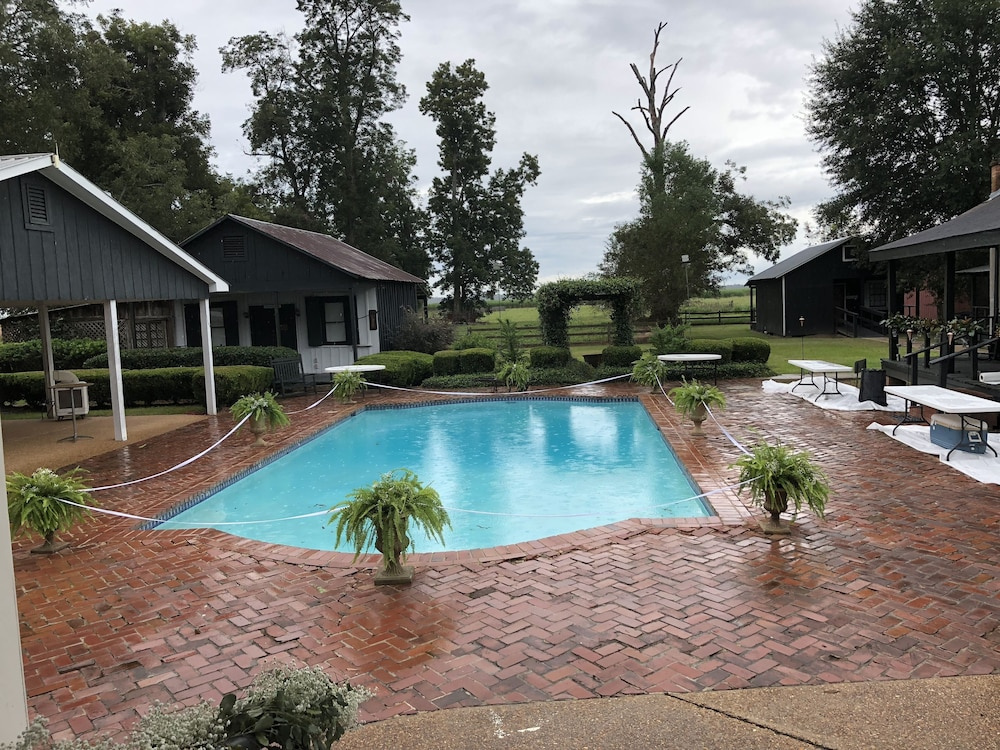 Loyd Hall Plantation