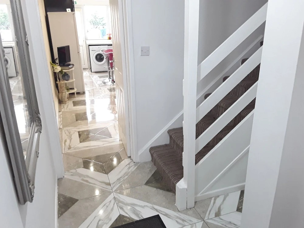 Short Term Rental 4 Bedroom House