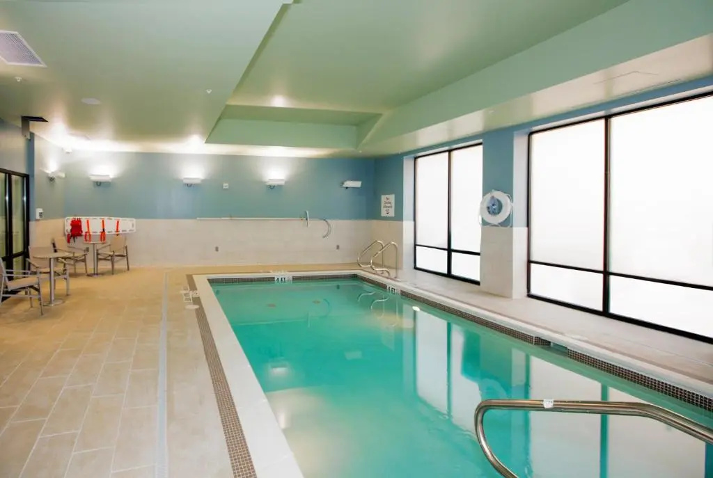 Holiday Inn Express & Suites Pittsburgh North Shore by IHG