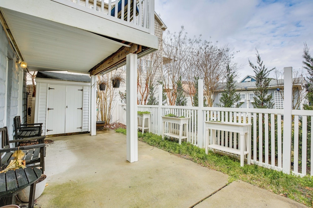Wildwood Retreat w/ 2 Balconies: 5 Blocks to Beach