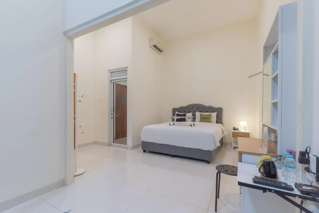 Urbanview Darmo Residence Bandung