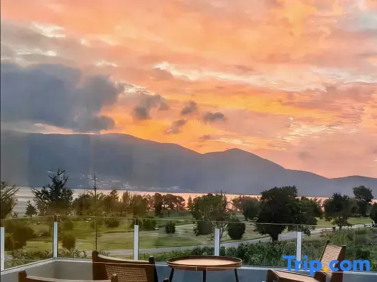 Dali Mountain Lake Seaview Homestay
