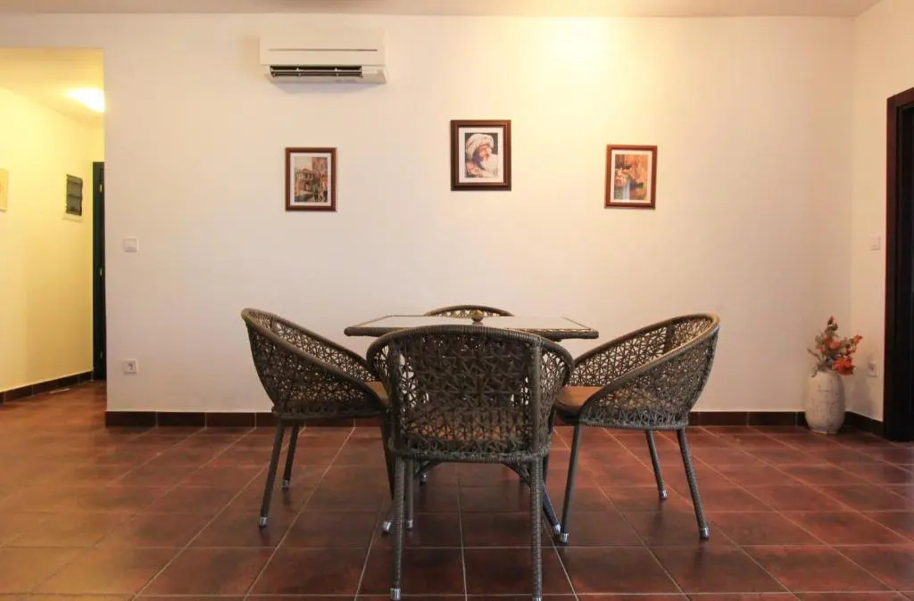 3 BR Apartment in Boka Gardens complex