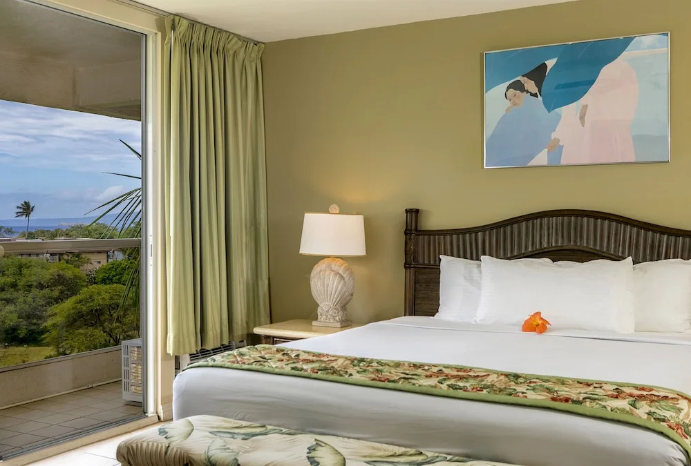 Maui Banyan by Castle Resorts & Hotels