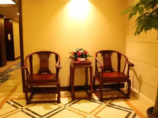 Hongyuan Era Hotel