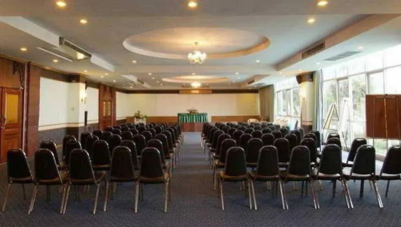 Room No.170 at Milford Paradise