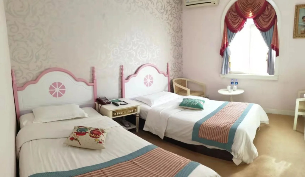 Royal Garden Hotel