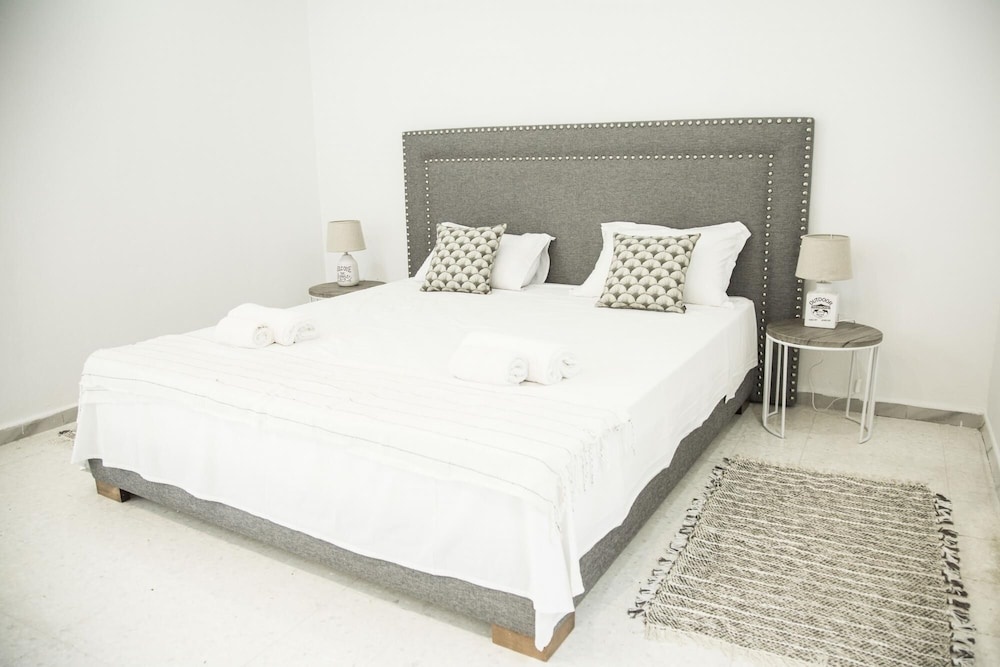Le Centre-ville Tr s Chic Apt Avec Jardin Marsa