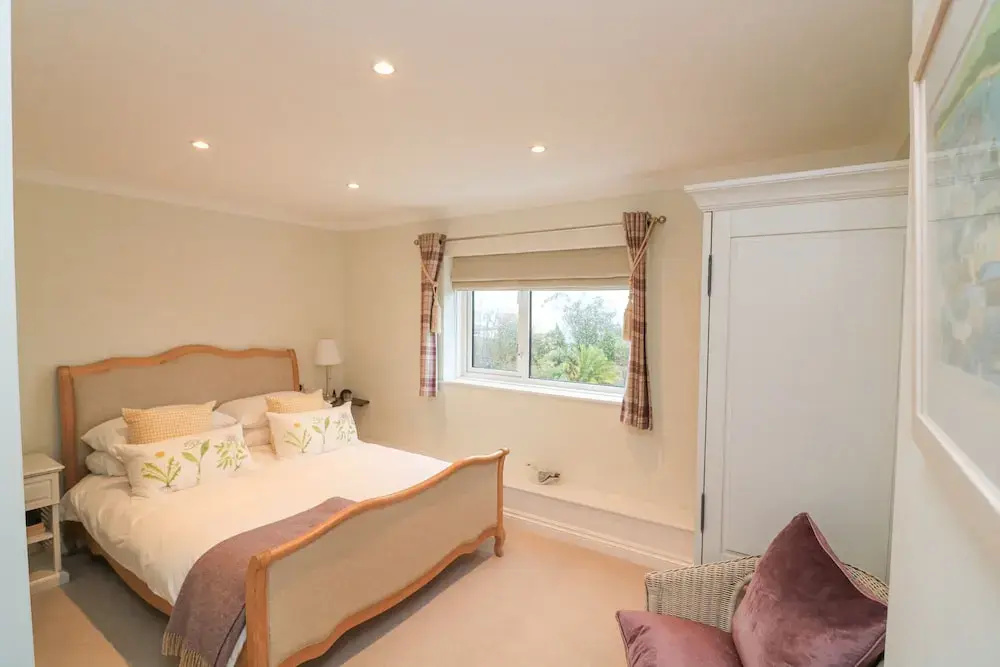5 Melbury