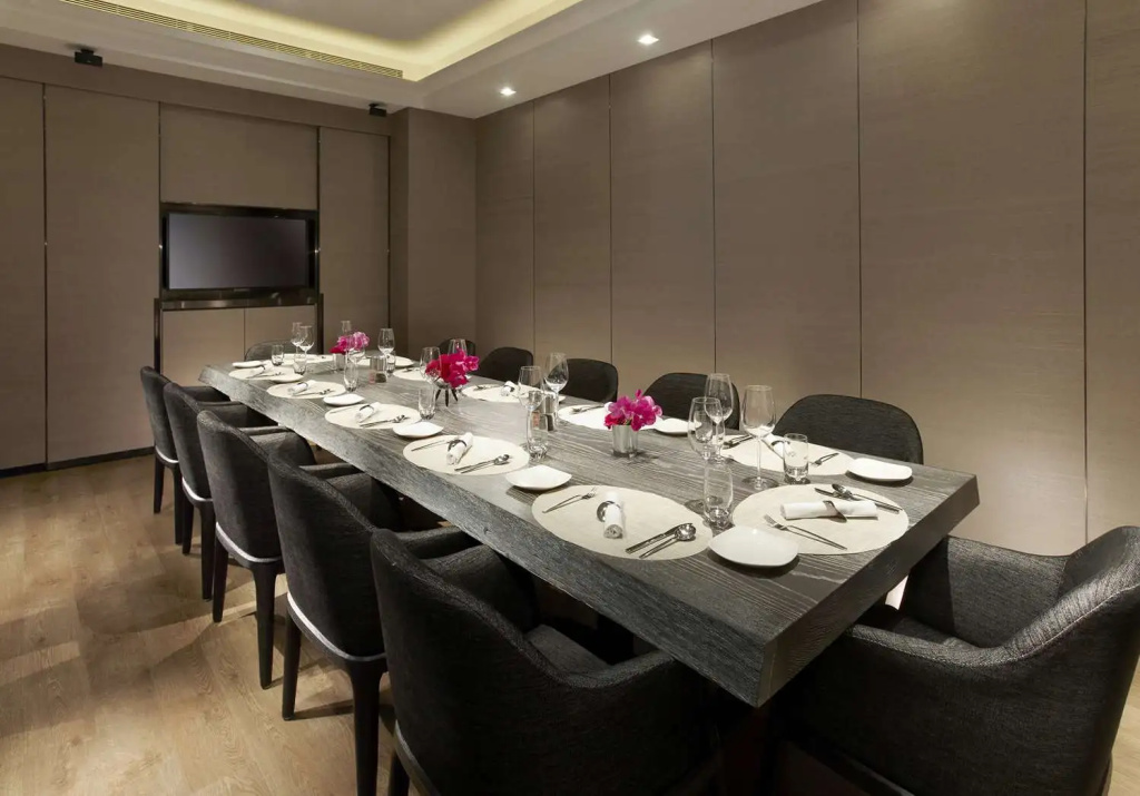 Humble House Taipei, Curio Collection by Hilton