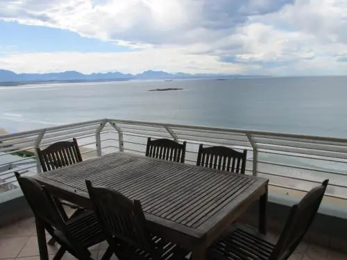 Point Village Accommodation - Ocean Two 43