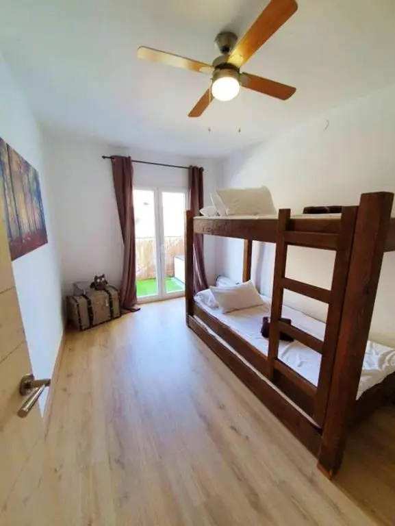 One bedroom appartement at Empuriabrava 50 m away from the beach with lake view and furnished terrace