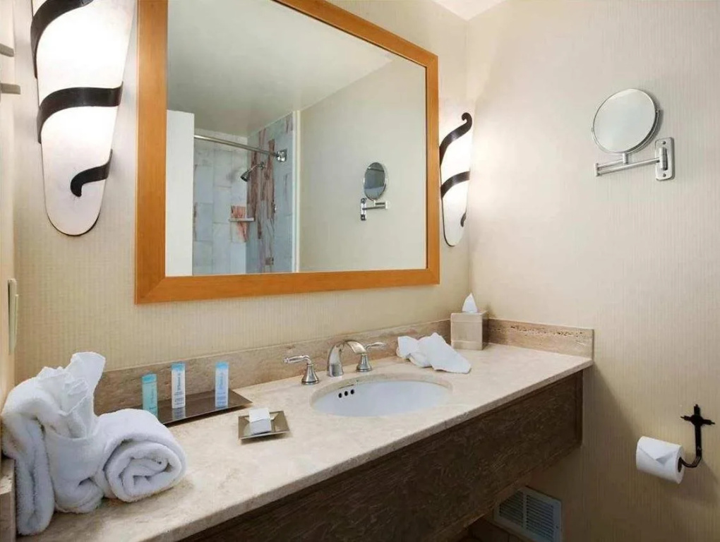 Hilton Santa Fe Historic Plaza