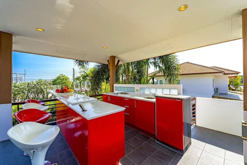 3 Bedroom Pool Villa in Great Location STV