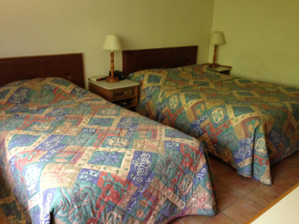 Acacia Court Hotel