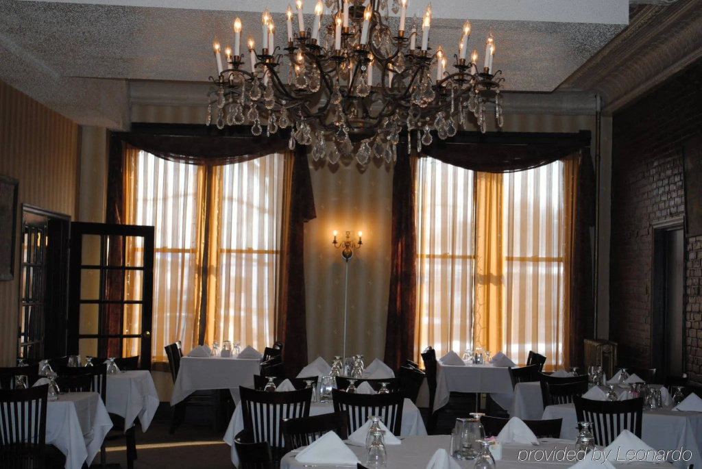 Hotel Wayne