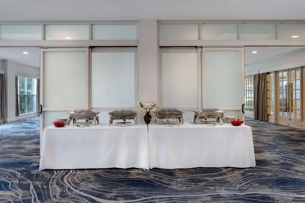 DoubleTree Suites by Hilton Mount Laurel