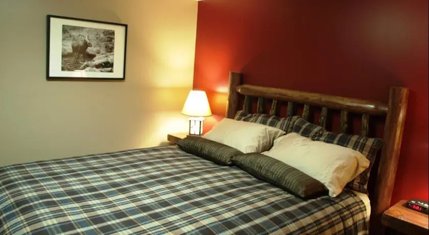 The Moose Haven Suite