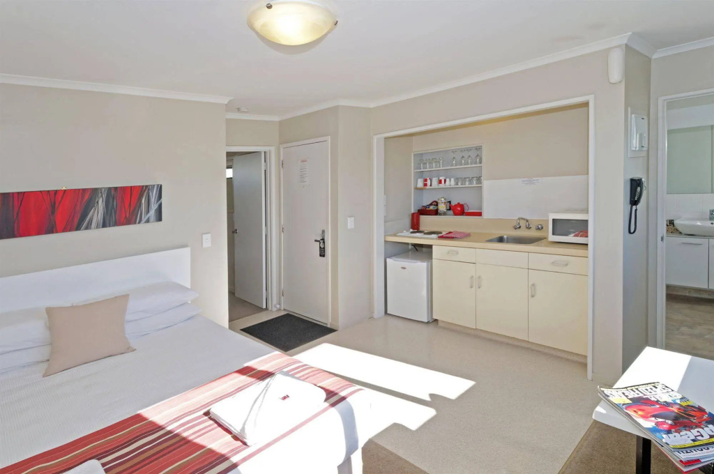 Airport Harbour Motel