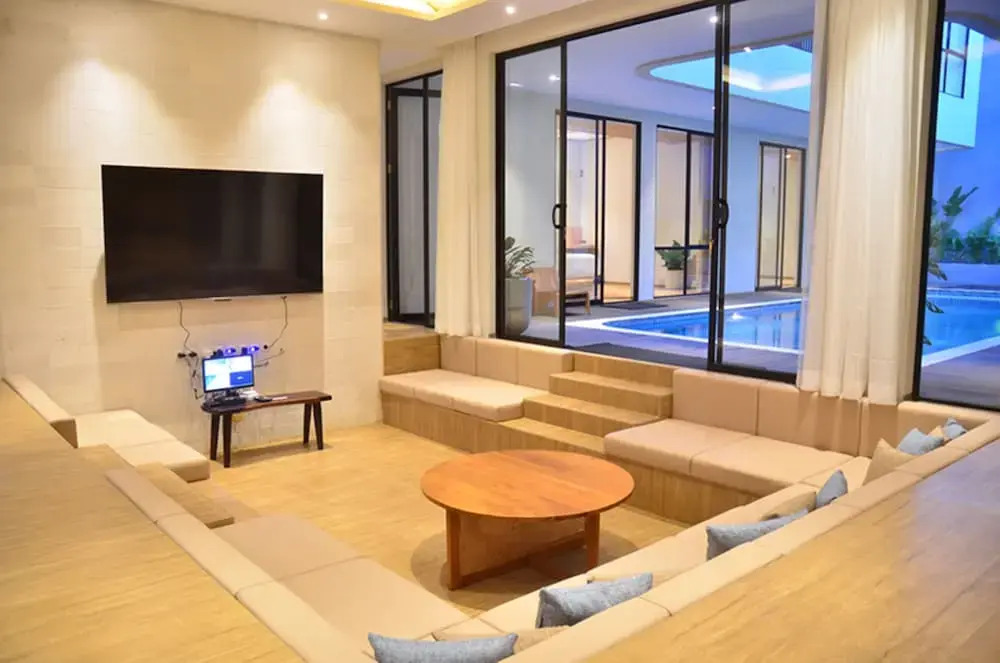 Maplewood Mountain 9BR with Heated Pool