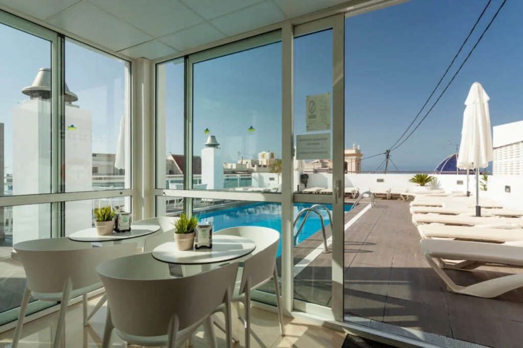 Limehome Benidorm Calle Major