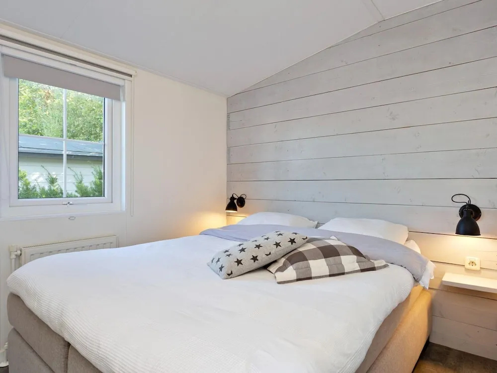 Lovely, Fully Furnished Chalet for 4 People