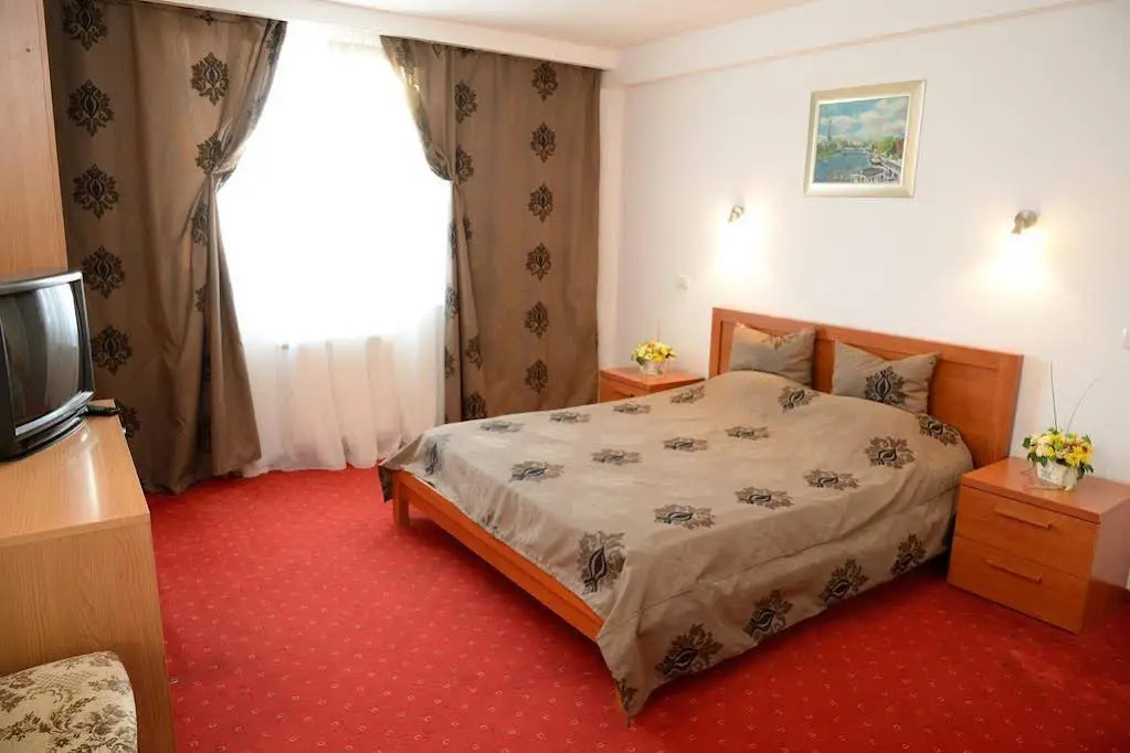Hotel Trio Giroc