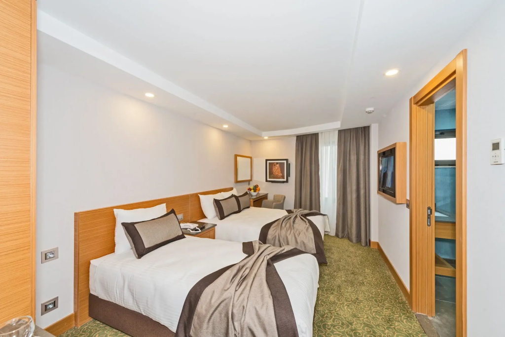 Bisetun Hotel