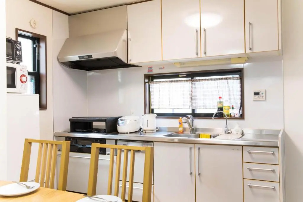 Tokyo Aoto House