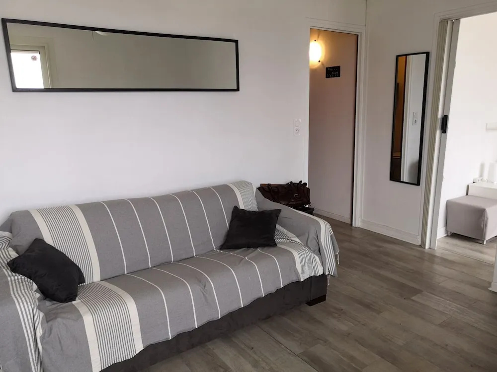 Appartement dans résidence front de mer