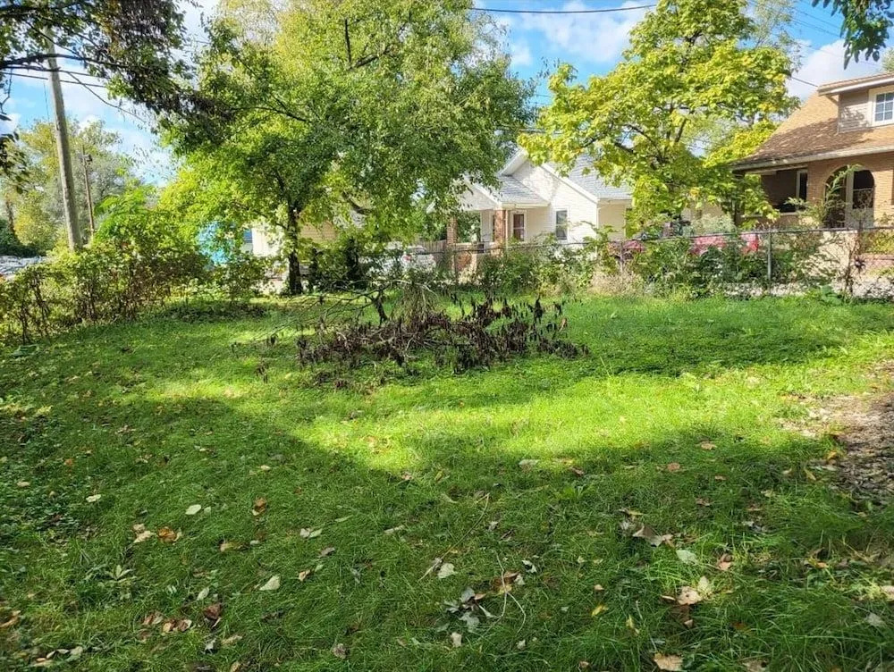 Beautiful 4-bed House in Bloomington With Sauna