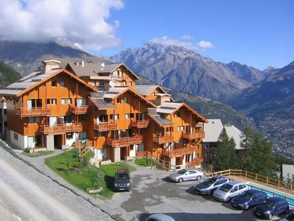 Résidence le Hameau des Ecrins - maeva Home
