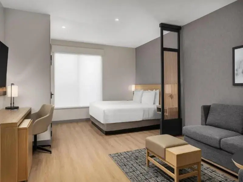 Hyatt Place Toronto Airport
