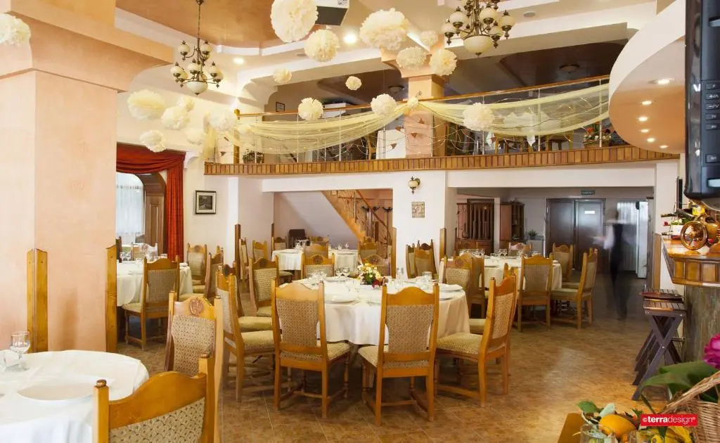 Hotel Cosmos