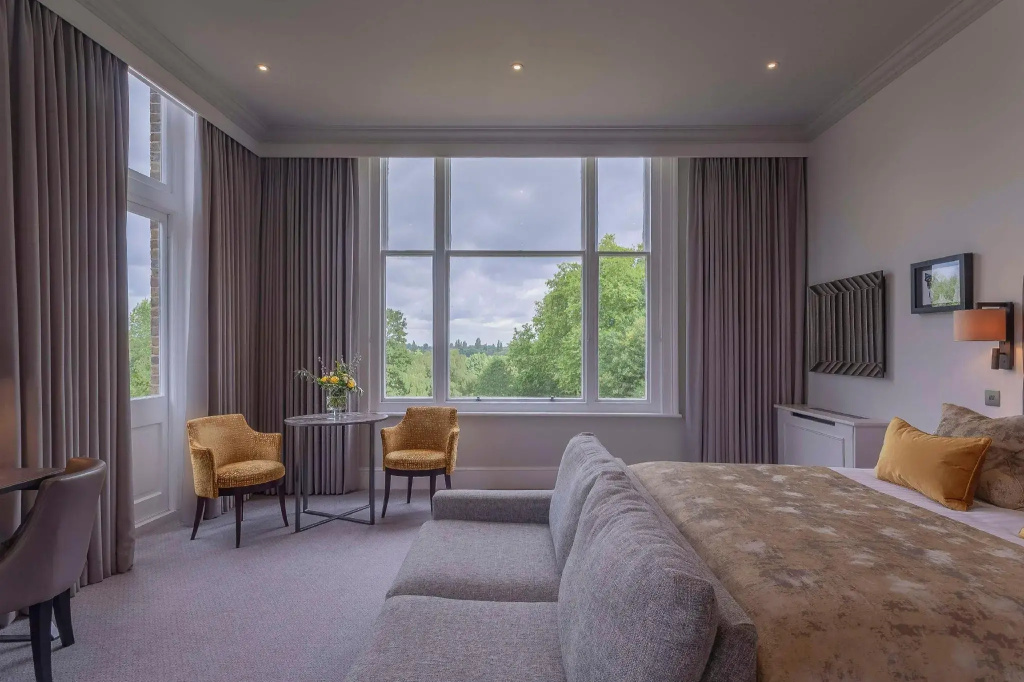 Oatlands Park Hotel