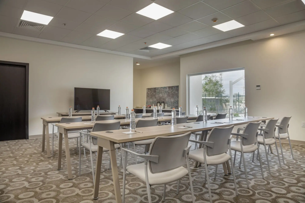 Staybridge Suites Irapuato by IHG