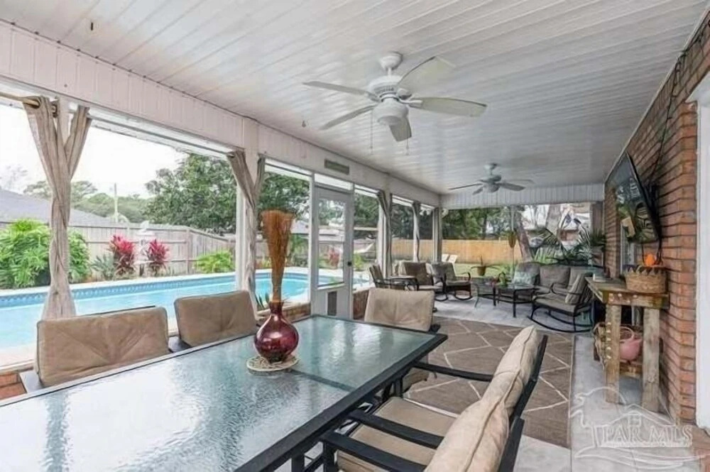 Coastal Retreat 3 Bedroom Home by RedAwning