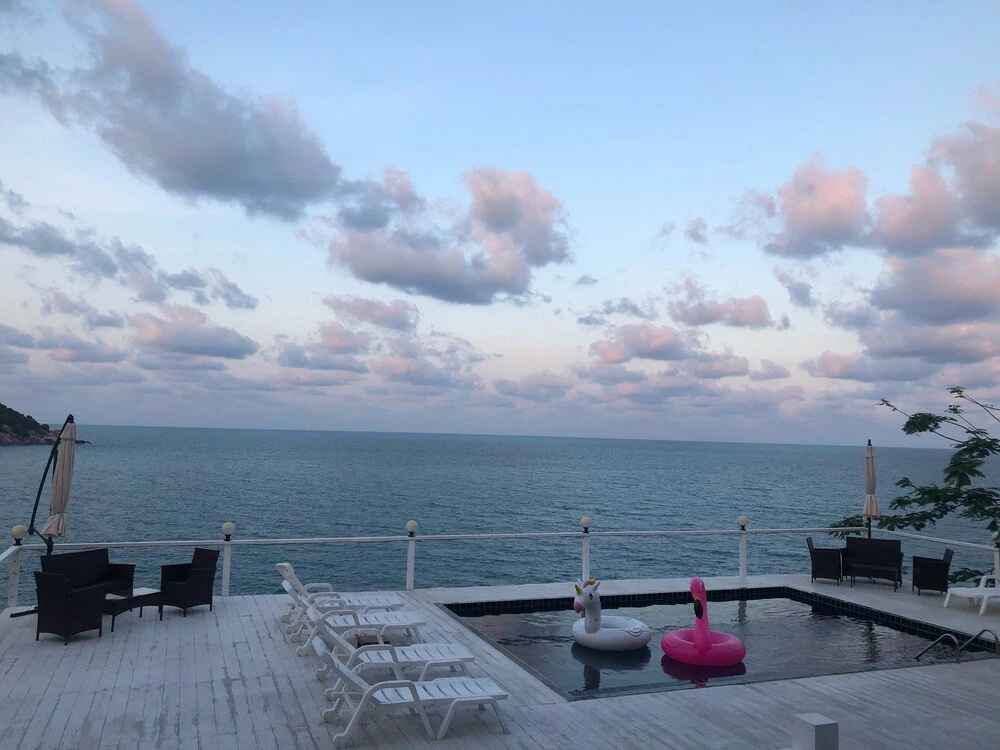 UP2U Resort